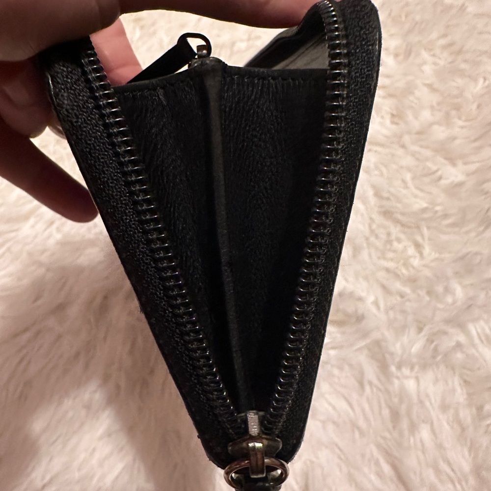 CHANEL Black Quilted Embossed Wallet - Picture 10 of 13